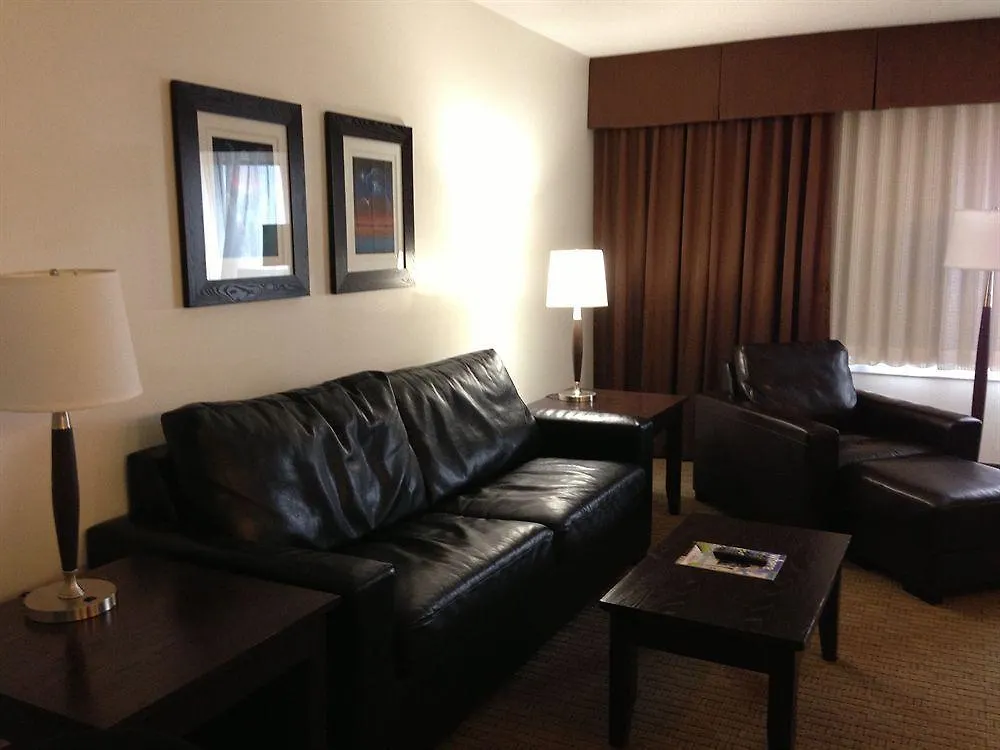 Place Louis Riel Suite Hotel Vinnipeg